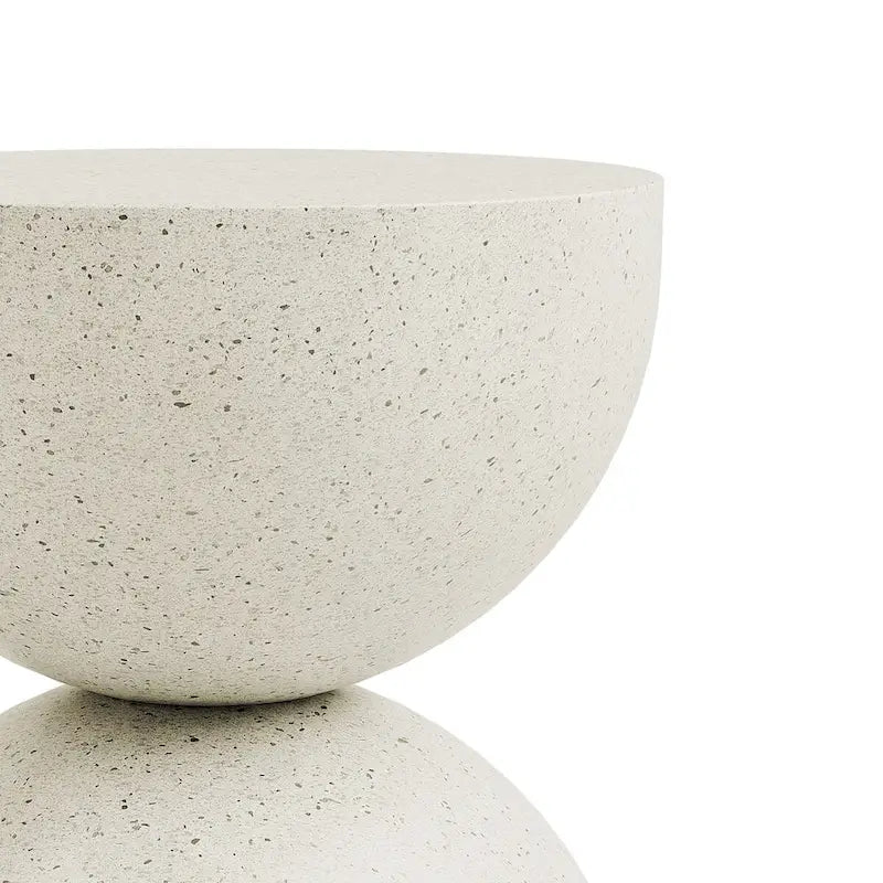 Mesa auxiliar de interior/exterior de piedra blanca con escamas doradas